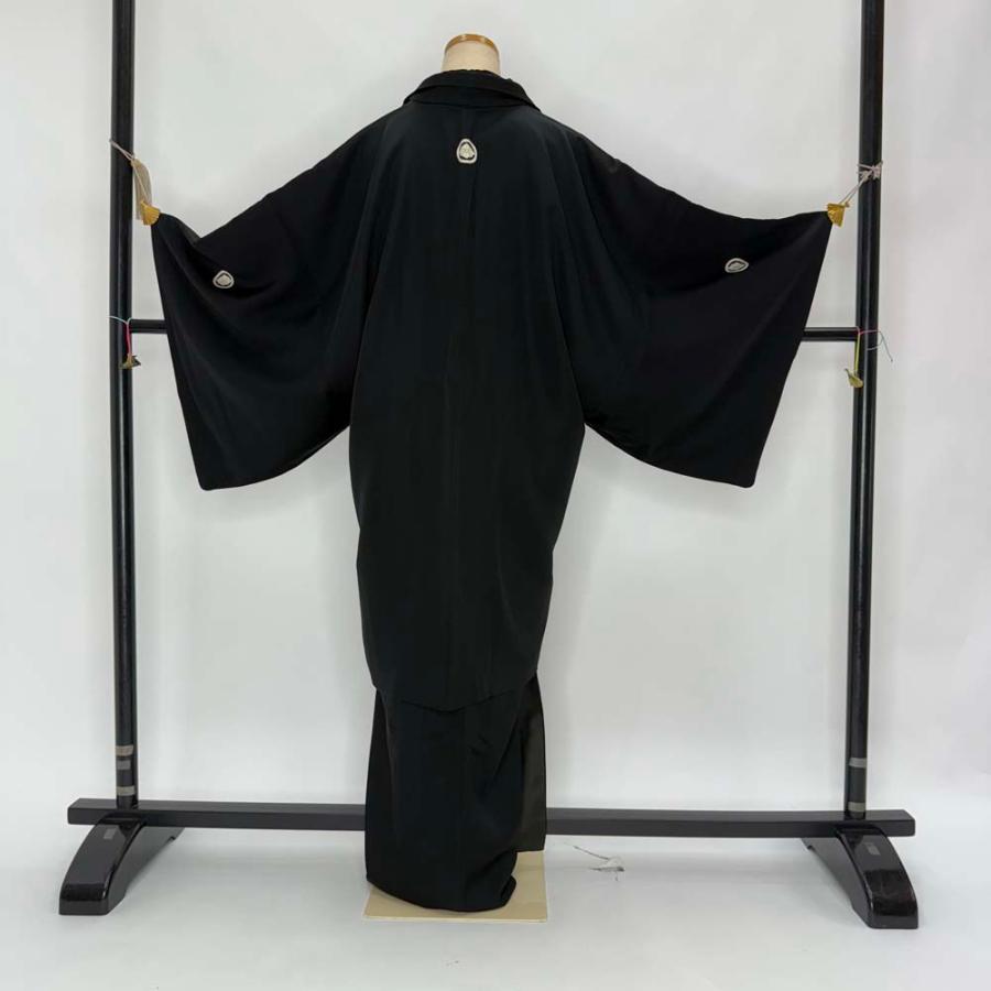 男紋付 男着物 黒紋付 正絹 羽織 長着 裄70.8cm M size 黒 五つ紋 中古 成人式 舞台衣装  4902 男紋付 男着物 黒紋付 正絹 羽織 長着 裄70.8cm M size 黒 五つ紋 中古