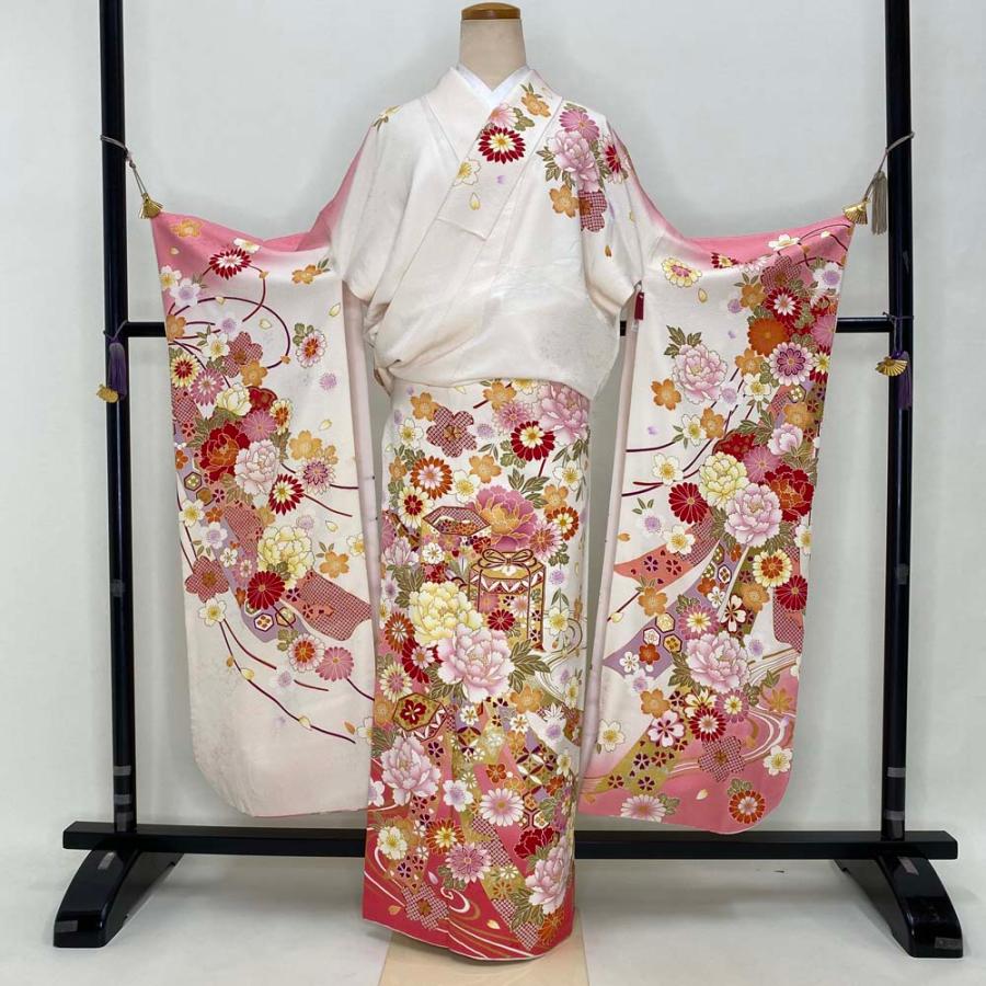 run　正絹お振袖　単品　白　古典　正絹　美品 振袖 中古 白 正絹 古典 裄68.8cm 身丈172cm 美品 L サイズ 成人式