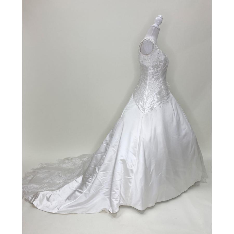 ホワイトオフショルダーウェディングドレス (Mサイズ) 送料無料！ウェディングドレス オフショルダー 編み上げ オフ