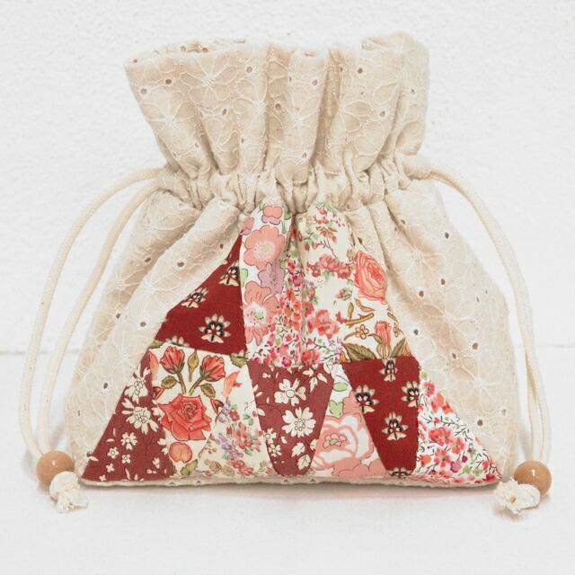 LIBERTY.（リバティ） ◎リバティプリントとレース生地で作る◎三角