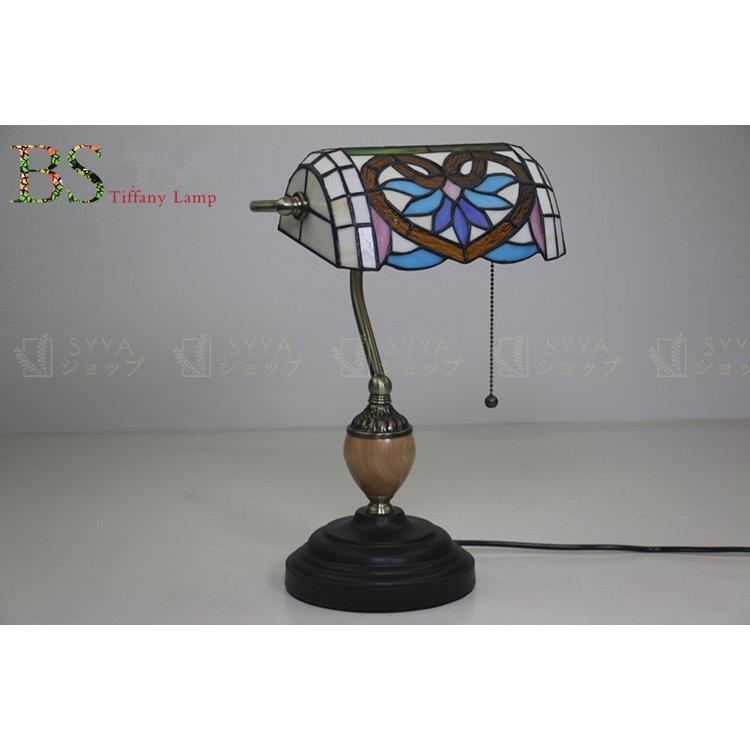国内発送 Led 豪華 ガラス工芸 北欧 テーブルランプ 卓上ライト 照明器具 Led 卓上ランプ テーブルライト 豪華 花柄 インテリアランプ レトロ 寝室 書斎 アンティーク ステンドグラス 卓上ライト