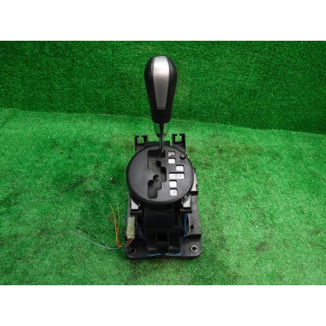 エスクード CBA-TD54W シフトレバー 2.0XE 4WD Z2S 28100-65JM1 : 鈴木