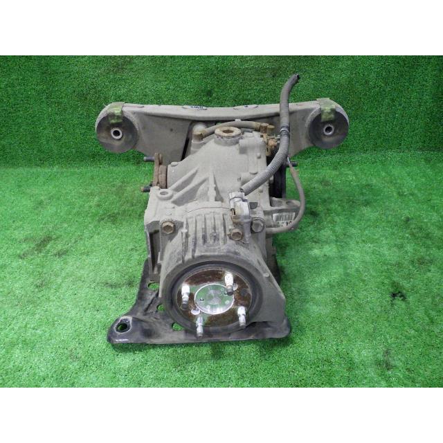 ヴォクシー DBA-ZRR75G リアリジットデフ/デフギア X 4WD 7人 202