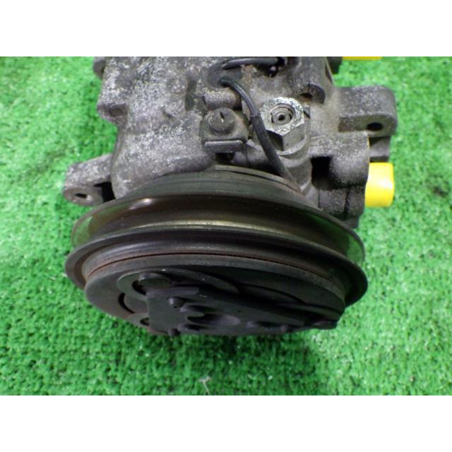 ジムニー TA-JB23W エアコンコンプレッサー XC 4WD Z2S ゼクセル DKV