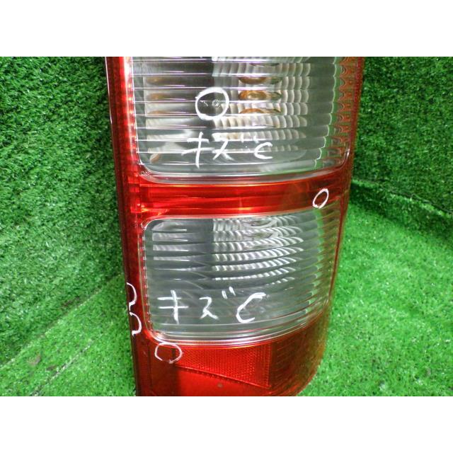 ハイエース ADF-KDH206V 右テールランプ/テールライト ロングDX 4WD 6 