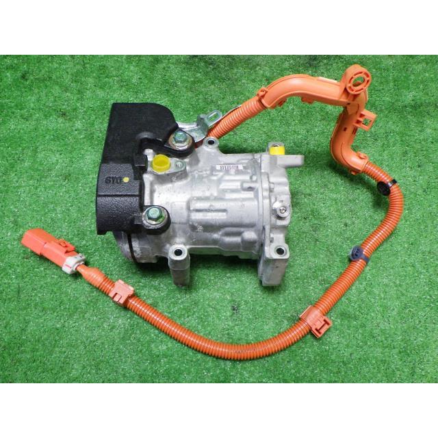 フィット 6AA-GR4 エアコンコンプレッサー E:HEVベーシック 4WD NH906