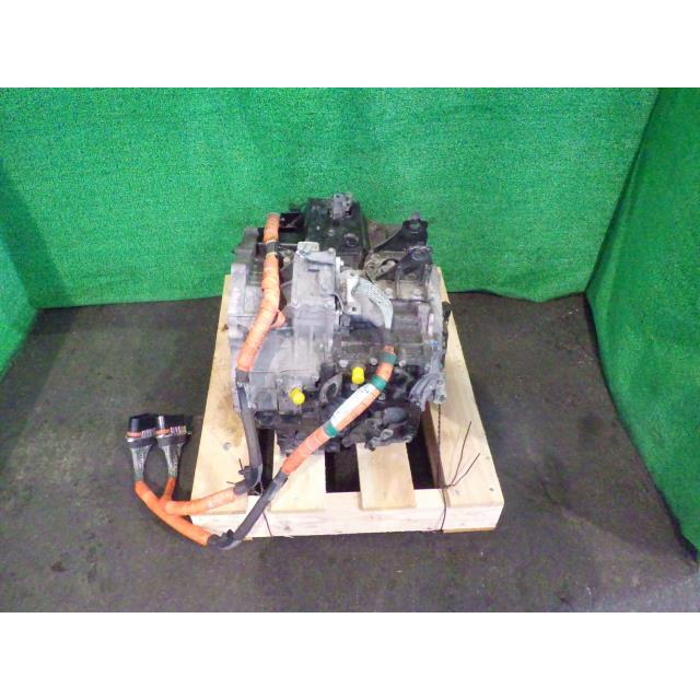 エスティマ AHR20W オートマミッション・ATミッション X 4WD 7人 30900  