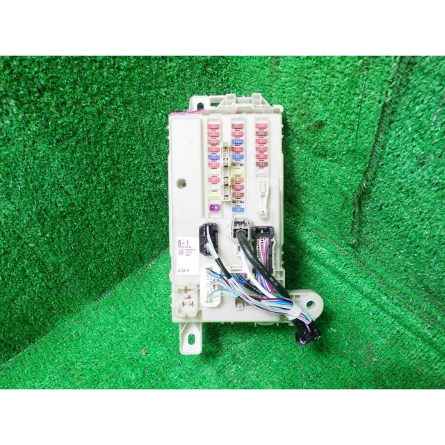 サンバー 3BD-S710B ヒューズボックス VB 4WD W19 82600-B5240 : 鈴木