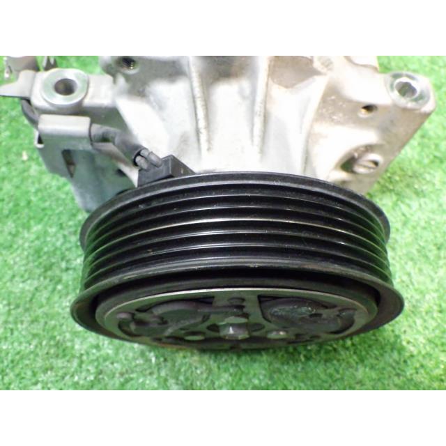 ルーミー DBA-M910A エアコンコンプレッサー カスタムG 4WD R67