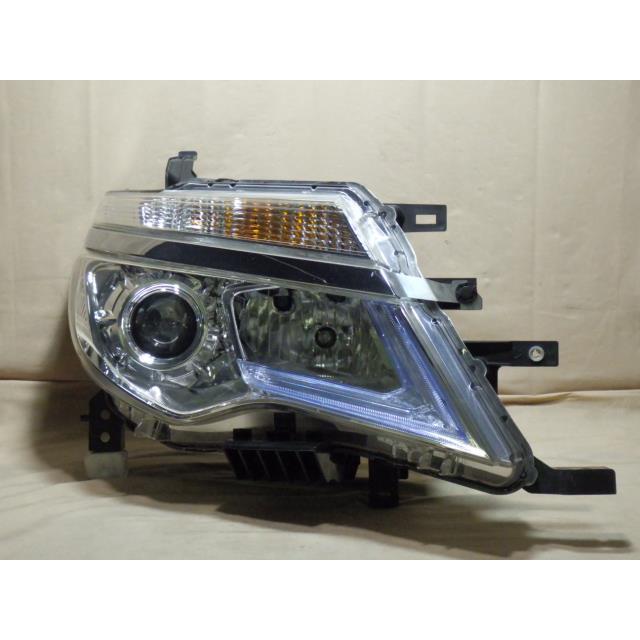 セレナ コーティング済 DBA-NC26 右ヘッドランプ/ヘッドライト 20S 4WD