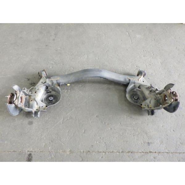 ヴェゼル RU4 リアアクスルビーム ハイブリッドX 4WD 42100-T7D-J02 NH788P ホンダ（HONDA） ヴェゼル RU4 リアアクスルビーム ハイブリッドX 4WD