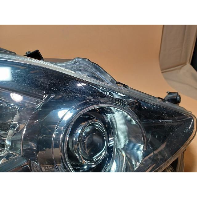 トヨタ（TOYOTA） コーティング済 アルファード GGH25W 右ヘッドランプ