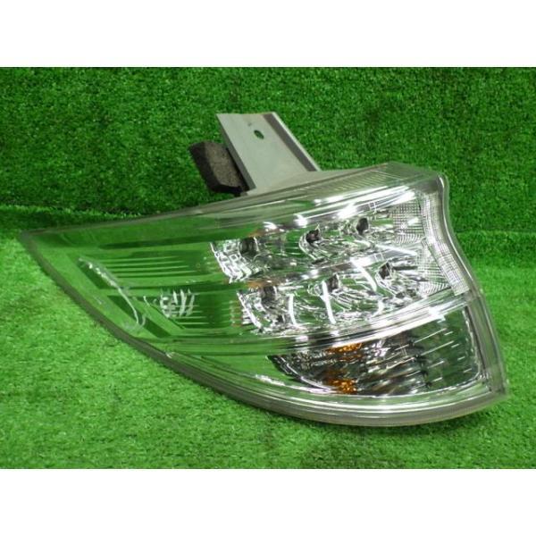 エスティマ DBA-ACR55W 左テールランプ/テールライト アエラス 4WD 8人  