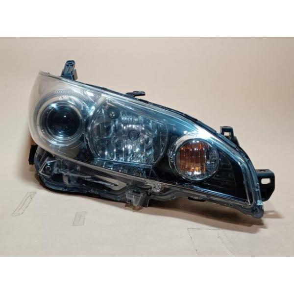 トヨタ（TOYOTA） コーティング済 ウィッシュ ZGE25W 右ヘッドランプ