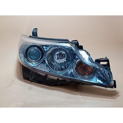 トヨタ（TOYOTA） コーティング済 エスティマ AHR20W 右ヘッドランプ