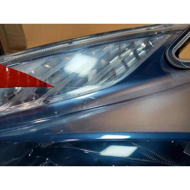 トヨタ（TOYOTA） コーティング済 プリウス ZVW30 左ヘッドランプ