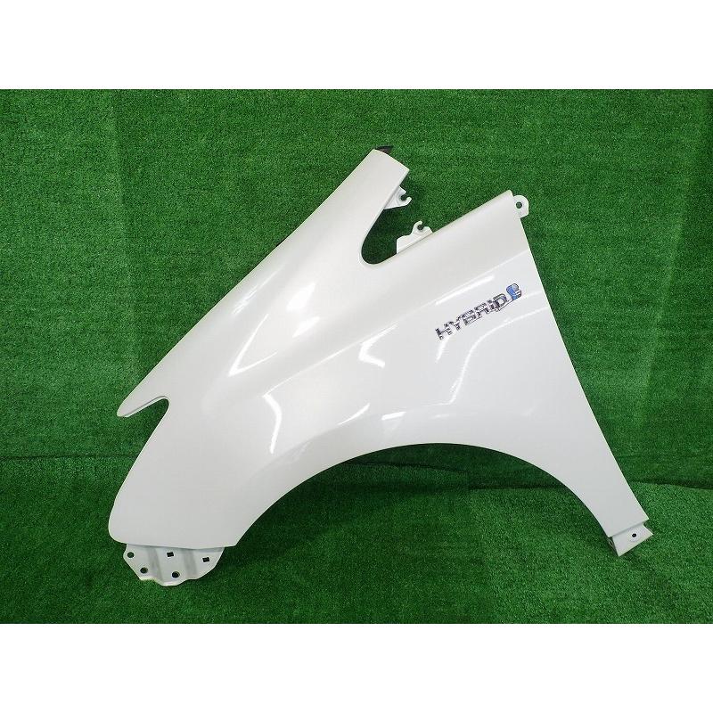 トヨタ プリウスα ZVW41W 左フロントフェンダー S 5人 53802-47080 070  