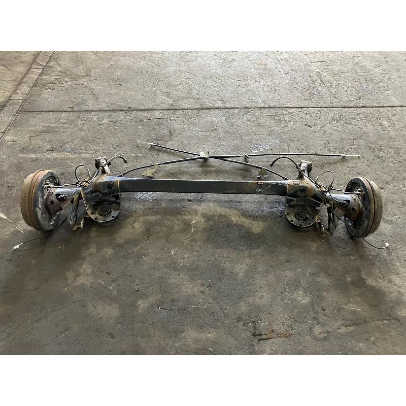トヨタ（TOYOTA） スペイド NCP141 リアアクスルビーム F 42101-52192 