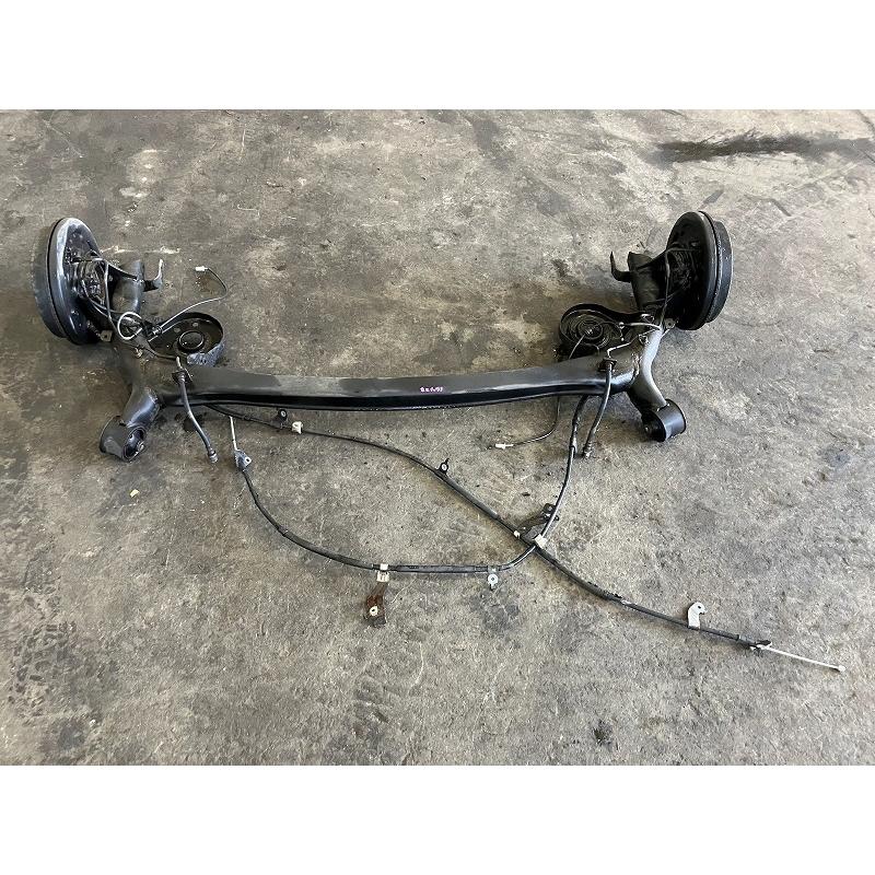 トヨタ（TOYOTA） ラクティス NCP125 リアアクスルビーム X 4WD 42110