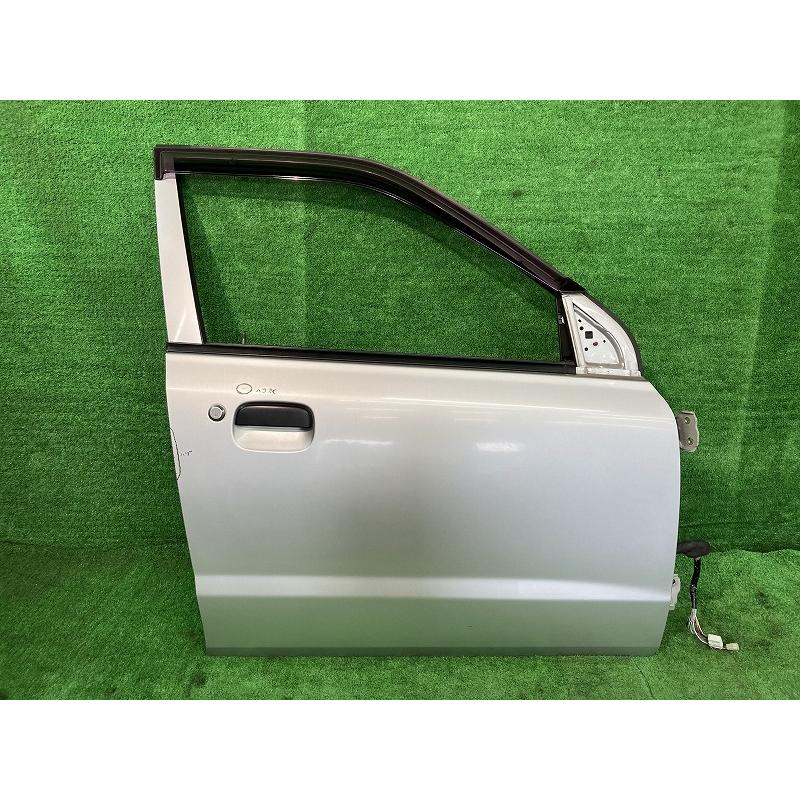 アルト HA12S 右フロントドア LX 4WD セントラル M2A2 68001-85G00 Z2S スズキ（SUZUKI） アルト HA12S 右フロントドア LX 4WD セントラル