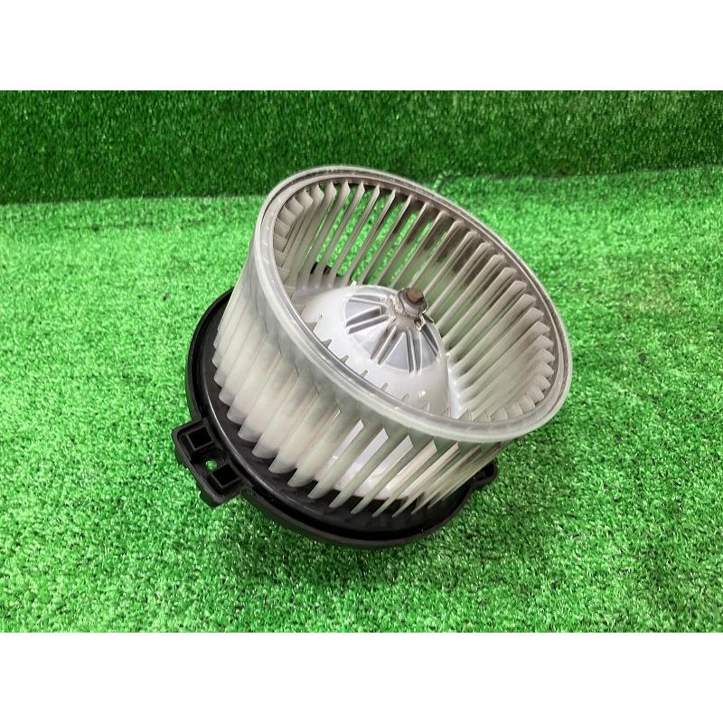 トヨタ（TOYOTA） ランドクルーザープラド RZJ95W ヒーターブロア