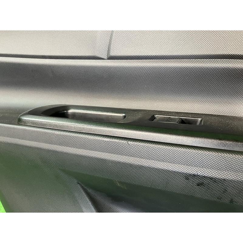 トヨタ（TOYOTA） アクア NHP10 左リアドア S ニホンイタ M31Q8 67004