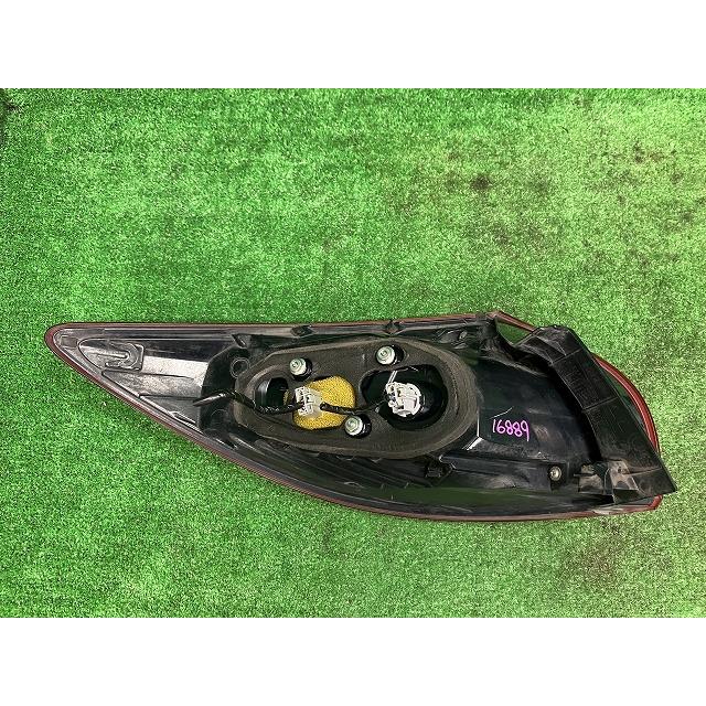 CX-5 KE2AW 右テールランプ・テールライト XD プロアクティブ  スタンレー W2549 K070-51-150B 34K マツダ（Mazda） CX-5 KE2AW 右テールランプ・テールライト XD L