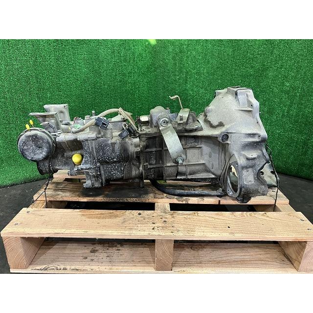 ダイハツ（DAIHATSU） ハイゼット S83P マニュアルミッション・MT