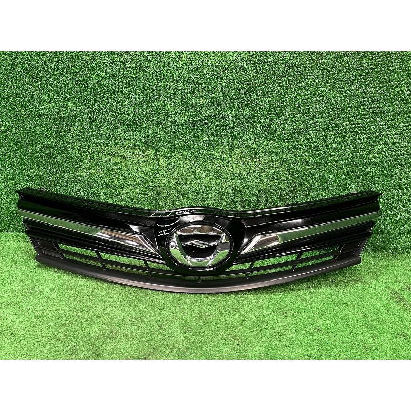 トヨタ（TOYOTA） カローラフィールダー NZE164G ラジエーターグリル