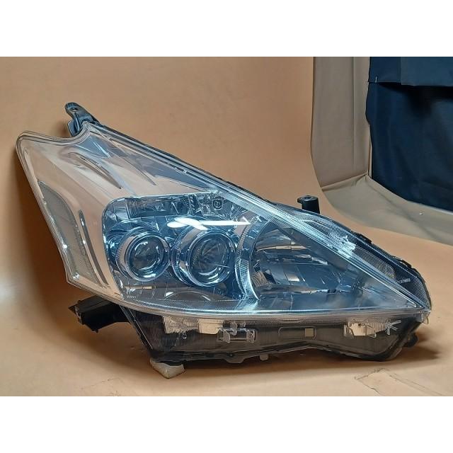 トヨタ　プリウスα ZVW41 ヘッドライト　訳アリ品 トヨタ（TOYOTA） コーティング済 プリウスα ZVW41W 右ヘッドランプ
