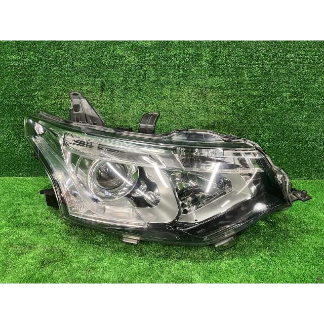 アウトランダーGG2W 左側ヘッドライトMOBIS ECM 921(241) 三菱（MITSUBISHI） アウトランダー GG2W 右ヘッドランプ・ヘッド