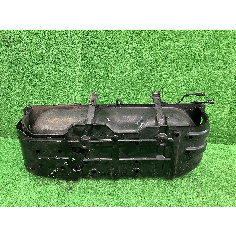 日産（NISSAN） NV350キャラバン VW6E26 フューエルタンク・燃料タンク