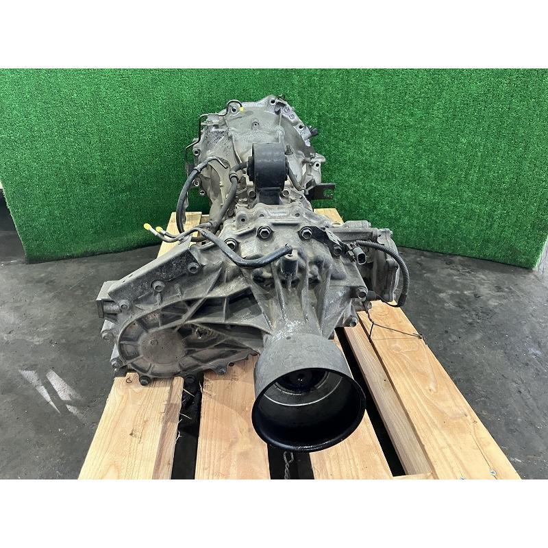 日産（NISSAN） NV350キャラバン VW6E26 オートマミッション・AT