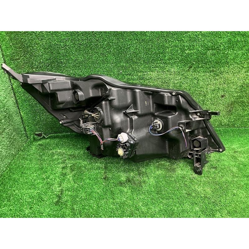 日産（NISSAN） デイズルークス B21A 左ヘッドランプ・ヘッドライト