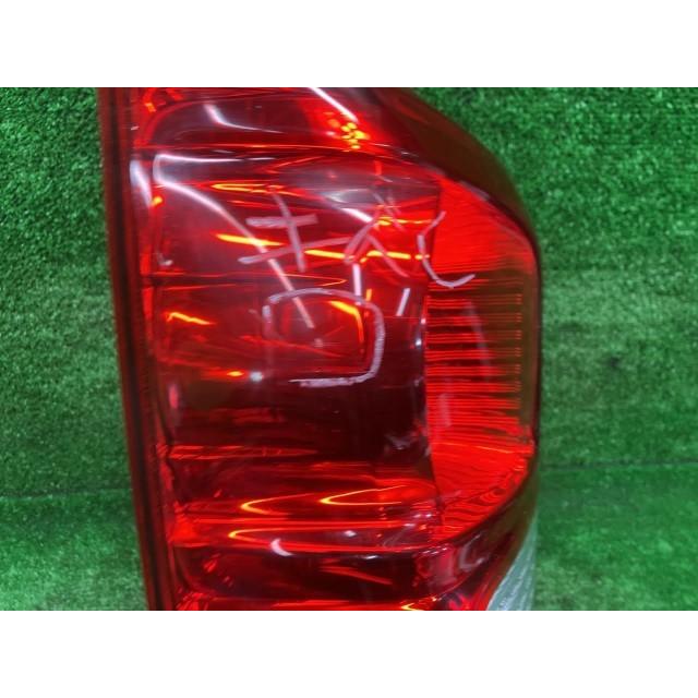 日産（NISSAN） NV350キャラバン VW6E26 左テールランプ・テールライト