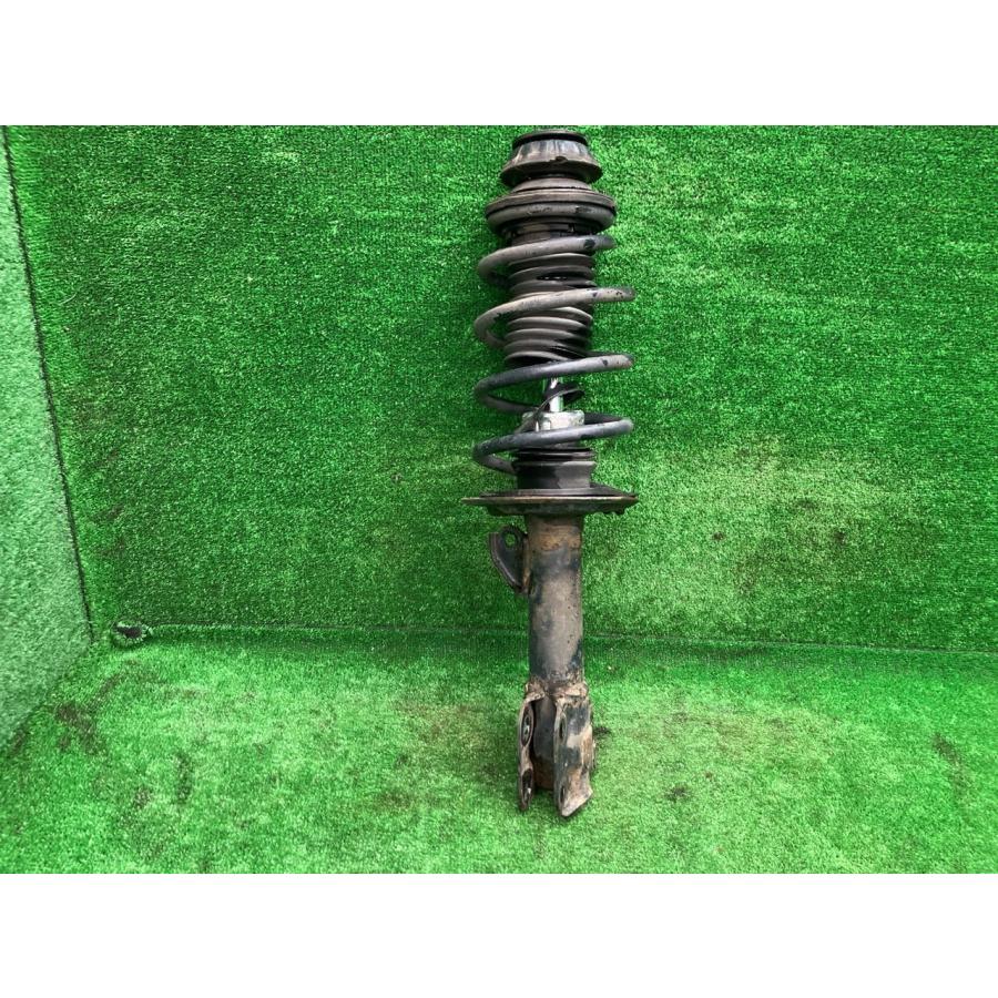 シエンタ NHP170G 左フロントストラット ハイブリッドG 6人 48520-52740 48520-52740 209 トヨタ（TOYOTA） シエンタ NHP170G 左フロントストラット