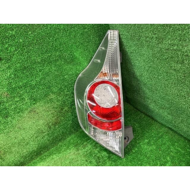 トヨタ（TOYOTA） アクア NHP10 左テールランプ・テールライト L