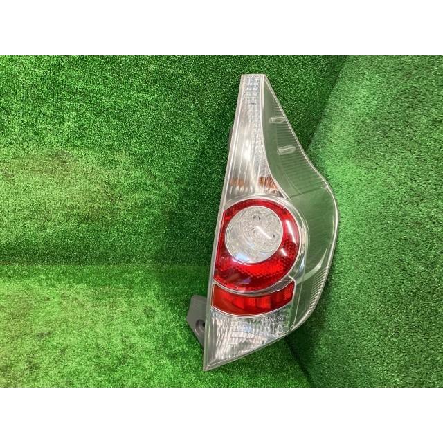 トヨタ アクア NHP10 右 テールランプ テールライト トヨタ（TOYOTA） アクア NHP10 右テールランプ・テールライト G