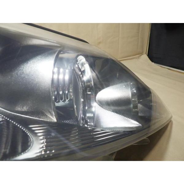 トヨタ（TOYOTA） コーティング済 エスティマ ACR55W 右ヘッドランプ 
