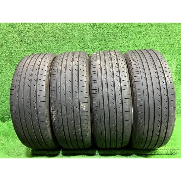 YOKOHAMA サマー ヨコハマ ブルーアースRV-02 215/60R17 4ホン 5ミリ 2021年 YOKOHAMA サマー ヨコハマ ブルーアースRV-02 215/60R17 4本 4ミリ
