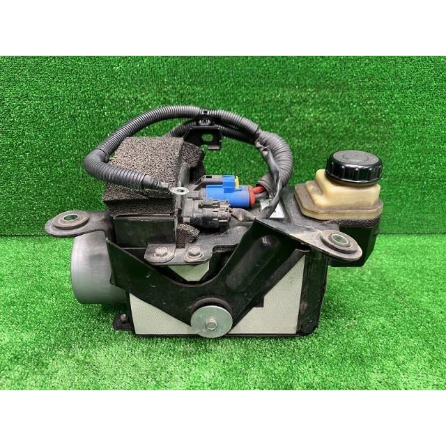 日産（NISSAN） エルグランド TNE52 パワステベーンポンプ・パワステ