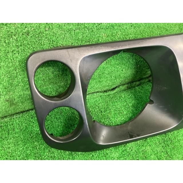 ジムニー JA22W ラジエーターグリル・フロントグリル 72111-82CA0-38B スズキ（SUZUKI） ジムニー JA22W ラジエーターグリル・フロントグリル