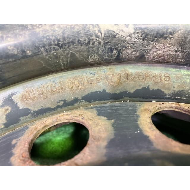 トヨタ（TOYOTA） 純正 ハイエース KDH206V ホイール スチール クロ 15 