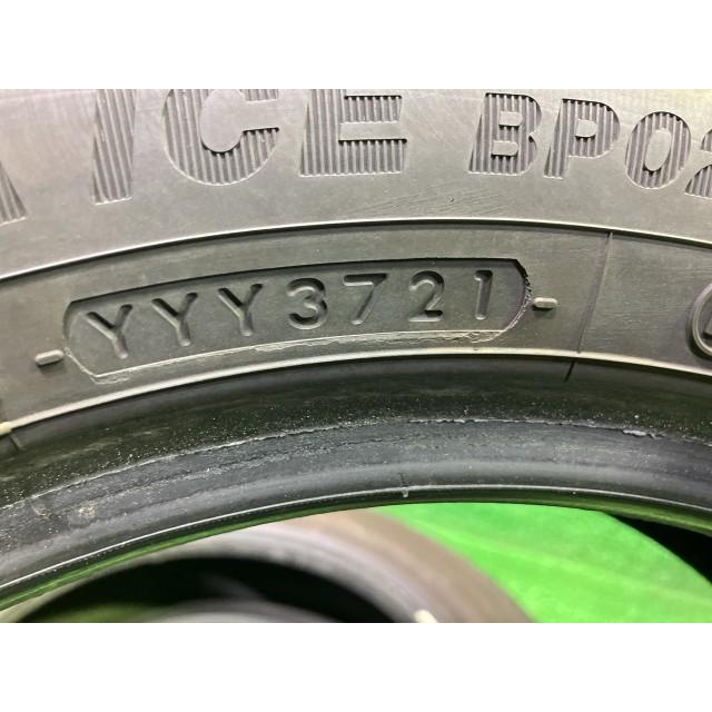 YELLOWHAT スタッドレス イエローハット BP02 155/65R14 4本 7ミリ 2本2021年 YELLOWHAT スタッドレス イエローハット BP02 155/65R14 4本 7ミリ 2本