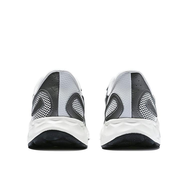 ニューバランス Fresh Foam Arishi v4 MARISTG42E メンズシューズ 返品不可の画像