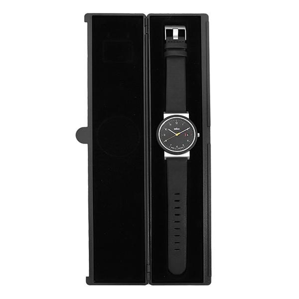 BRAUN ブラウン AW10 腕時計 AW10EVO ブラック 黒 新品電池で安心出荷 
