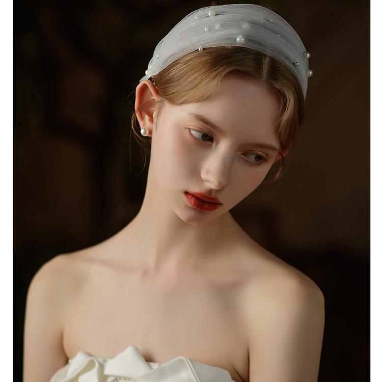 即納 人気ウェディングヘッドドレス 結婚式髪飾り カチューシャ