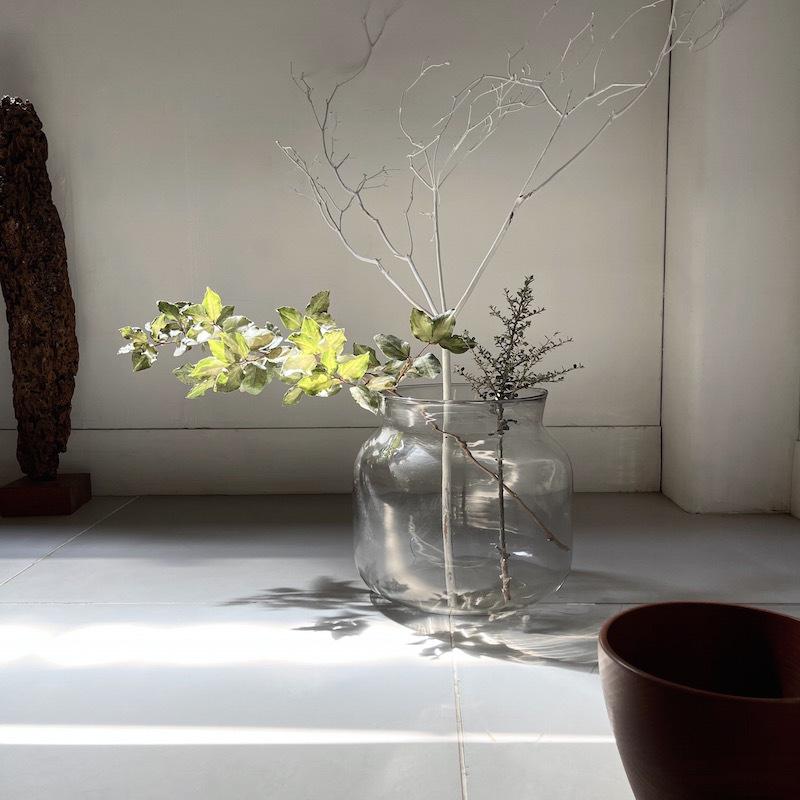 Affari 花瓶 フラワーベース ガラス 大きい 29cmx26cm おしゃれ 北欧 大型 花器 丸型 枝物 Af17 Glass Vase Tel Onlinterior 通販 Yahoo ショッピング