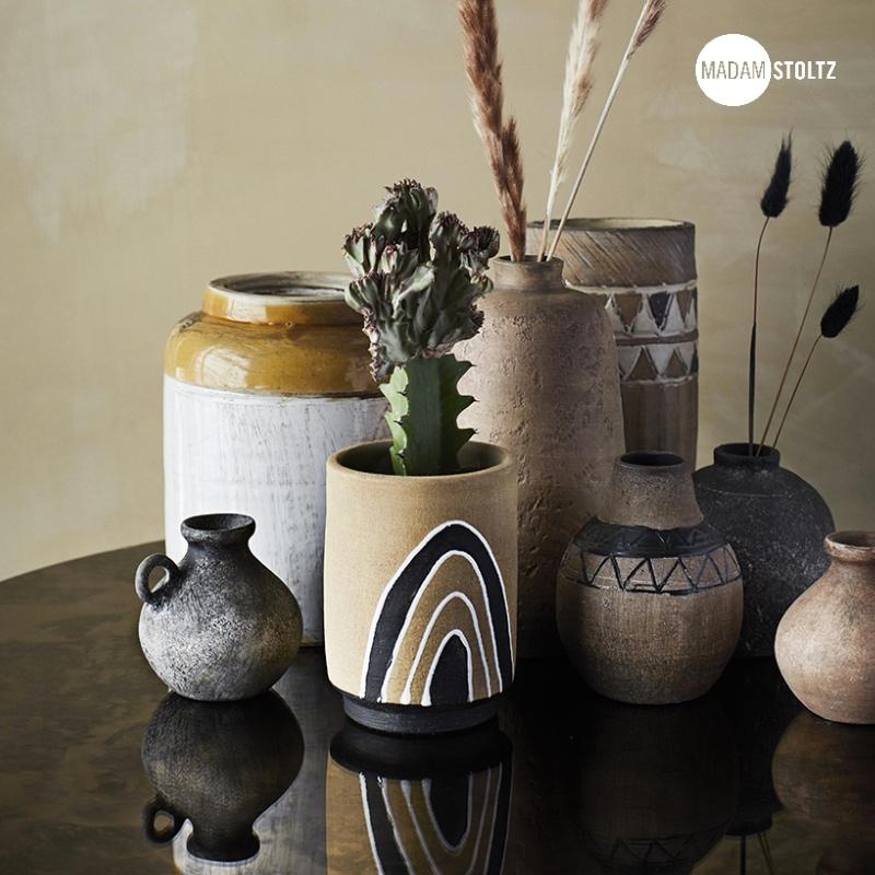 Madam Stoltz 花瓶 テラコッタ ポット 北欧 おしゃれ w10.5xh13.5cm ハンドメイド | 