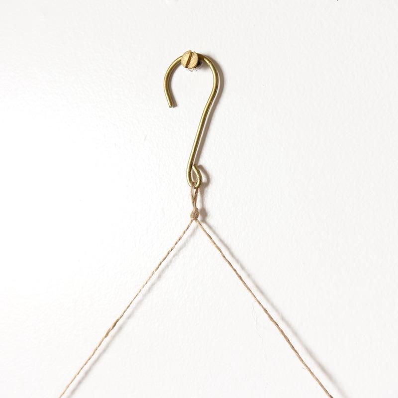 Madam Stoltz ワイヤーハンガー ハンドメイド w30.5xh42cm |  | 03